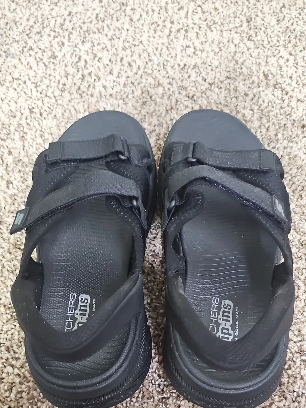 Skechers max cushion